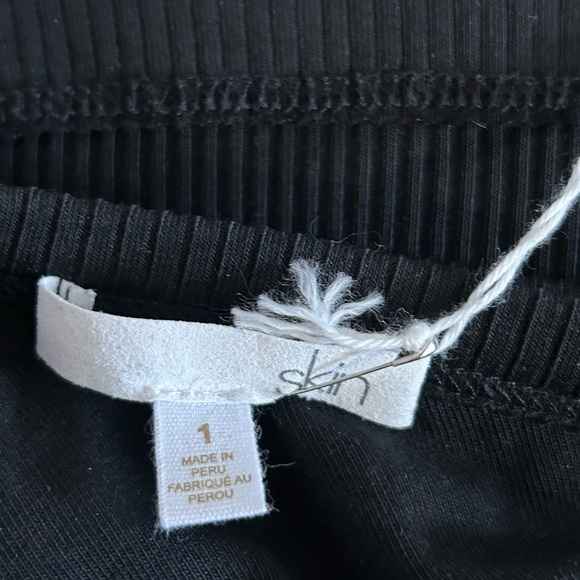 Skin Worldwide Ingeborg Black Ribbed Tank One Shoulder NWT Size 1/Small - Picture 7 of 7